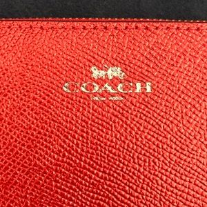 Coach Bags - Coach wristlet Coach Bags - Coach wristlet